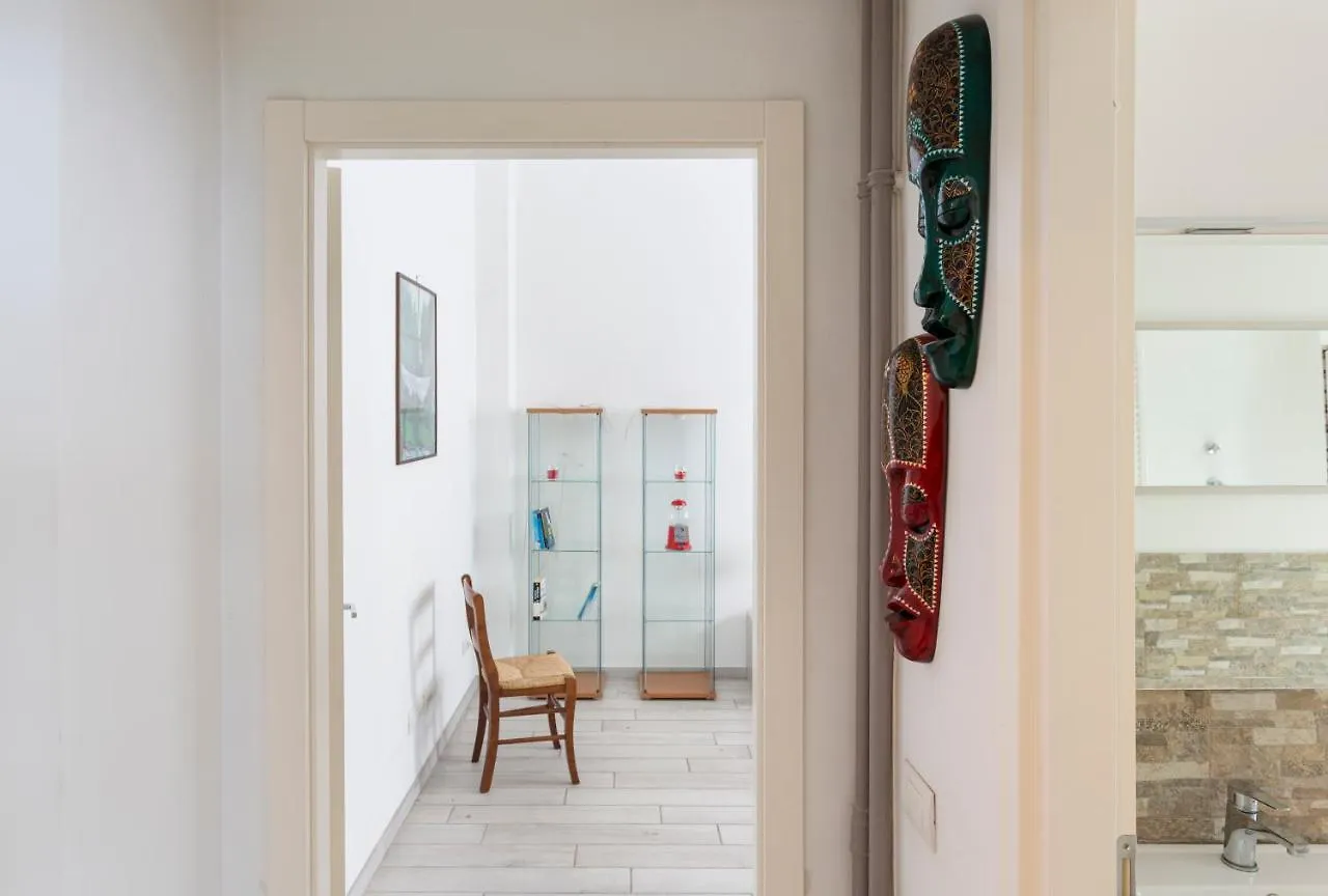 Spacious Retreat Steps From Lambrate Metro- Via Pacini Milano Appartamento