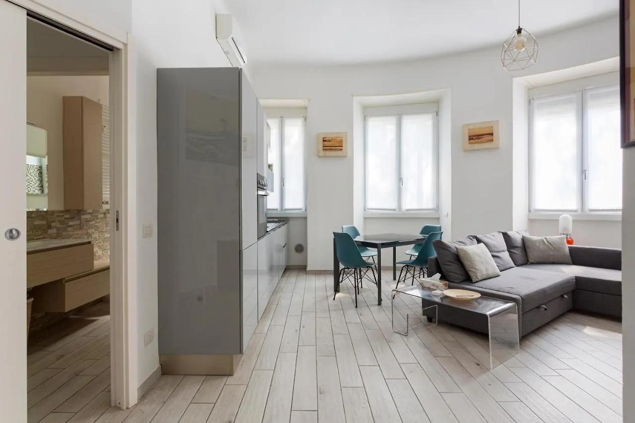 Appartamento Spacious Retreat Steps From Lambrate Metro- Via Pacini Milano