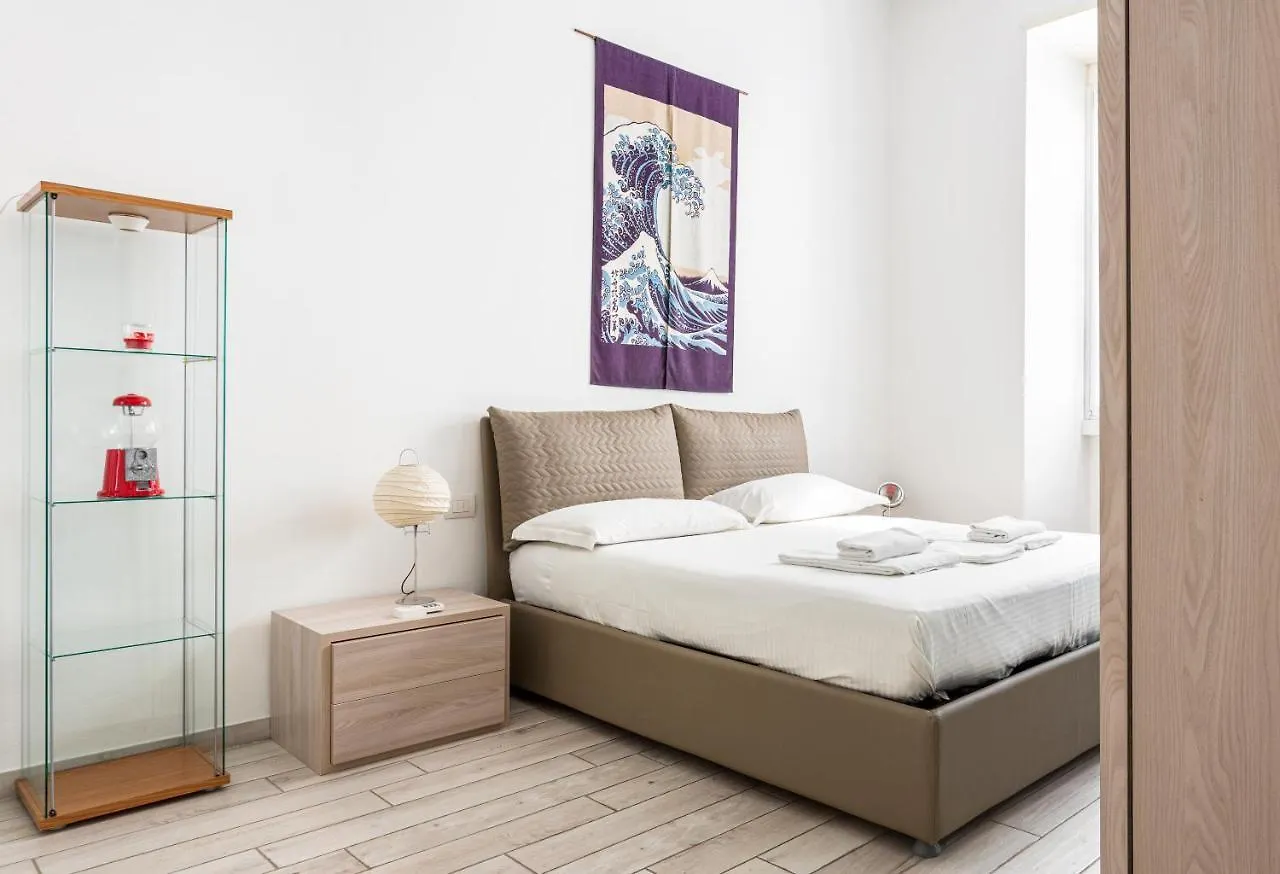 شقة Spacious Retreat Steps From Lambrate Metro- Via Pacini ميلان